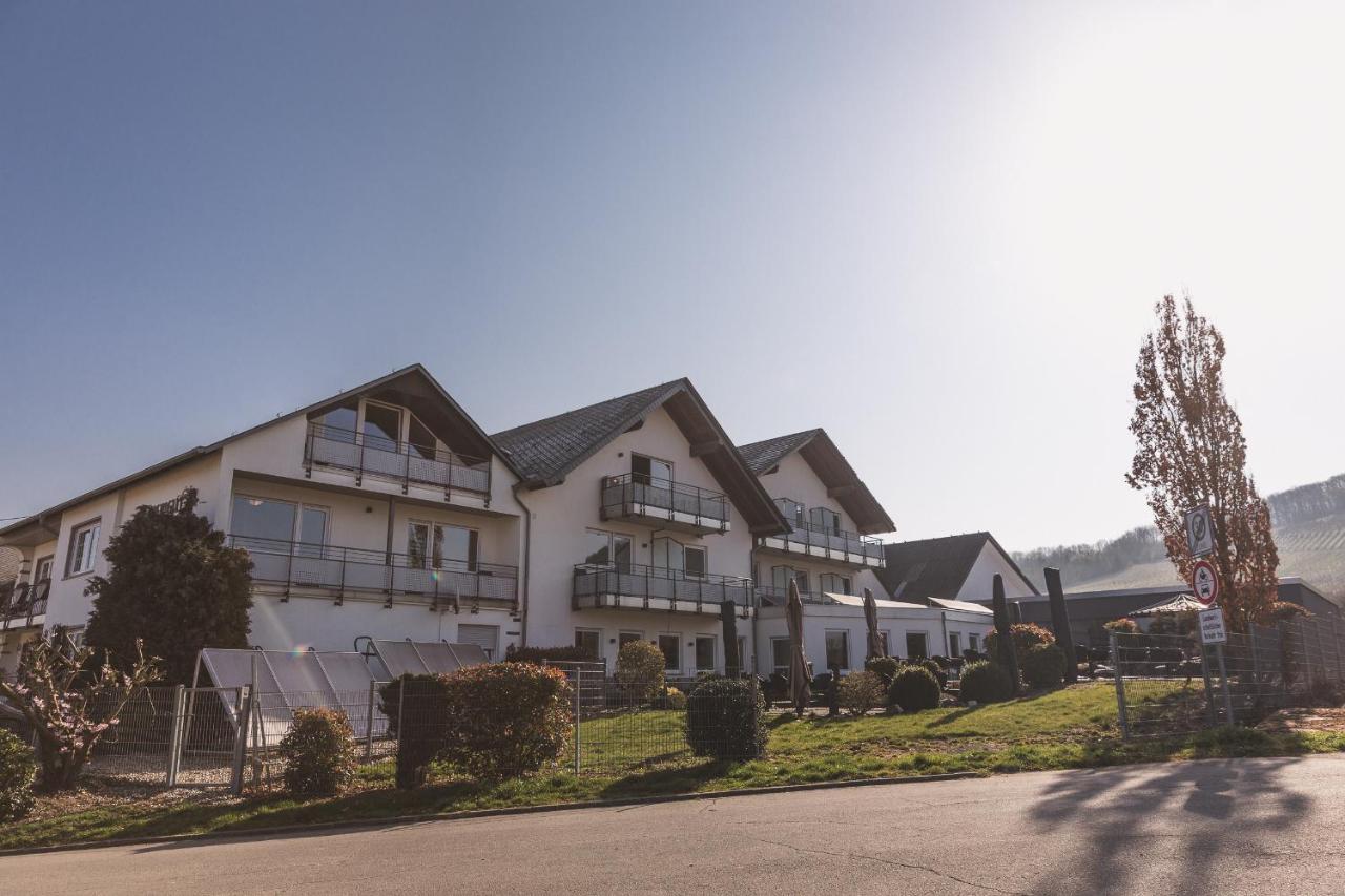 Hotel Weingut Gehlen-Cornelius Brauneberg Exterior foto